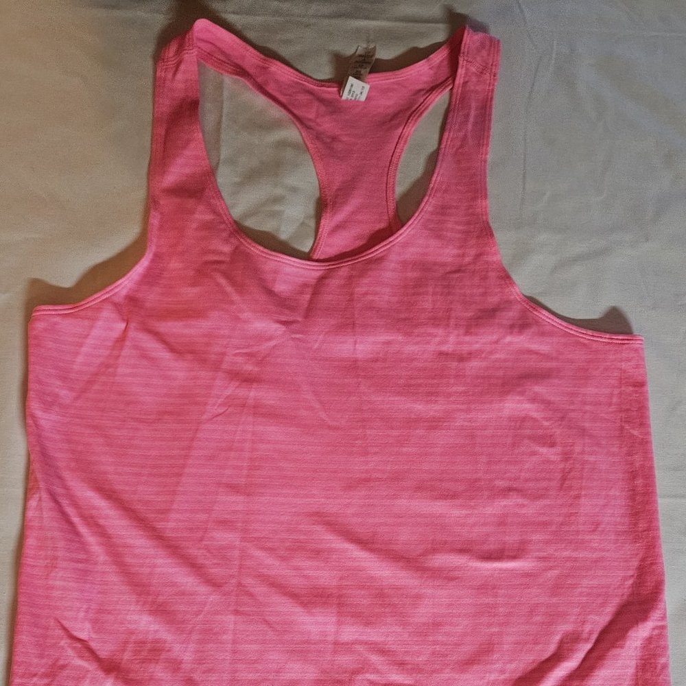Under Armour Pink Fitted Heat Gear Tank XL